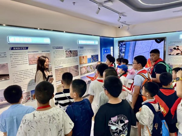 大圣策略 探索星辰大海，“普陀少年行”科创研学点燃红领巾科学梦